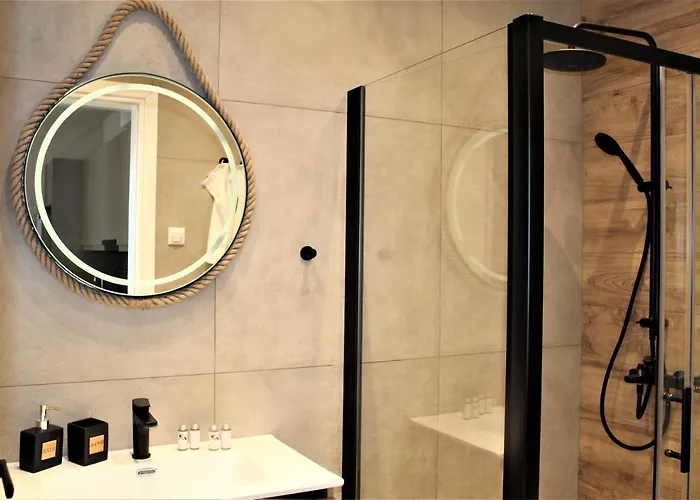 アパート Khibra 2